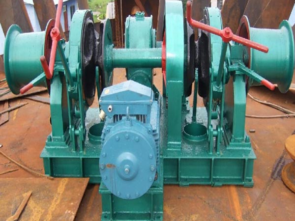 Double gypsy electric winch from Sinma