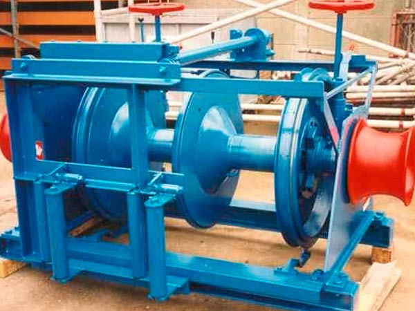 Electric marine winch provided by Sinma